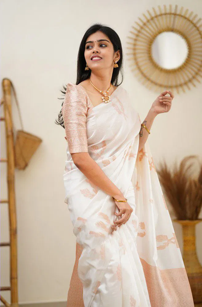 Premium Soft Silk Saree. FALL & PICO Stitched
